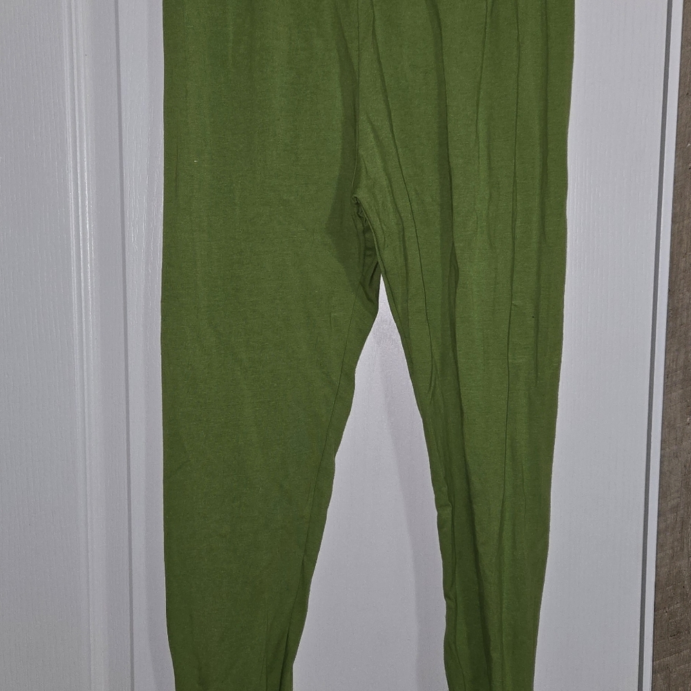 Green Casual Pants